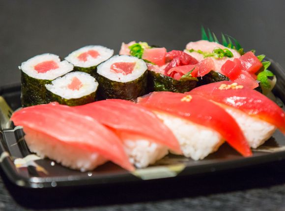 12 Must-Try Traditional Japanese Foods in Tokyo

