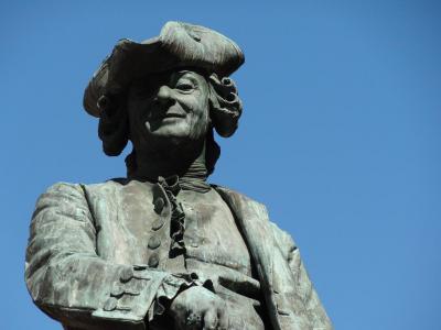 Carlo Goldoni Statue