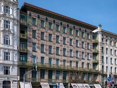 Majolica House