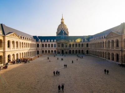 Les Invalides