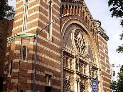 Holy Trinity Roman Catholic Church