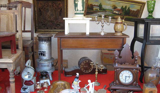 Best Antique and Souvenir Shops in Berlin