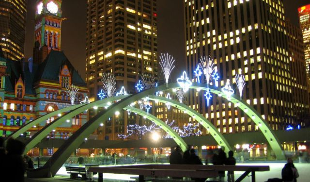 Tempting Nightlife Tour in Toronto