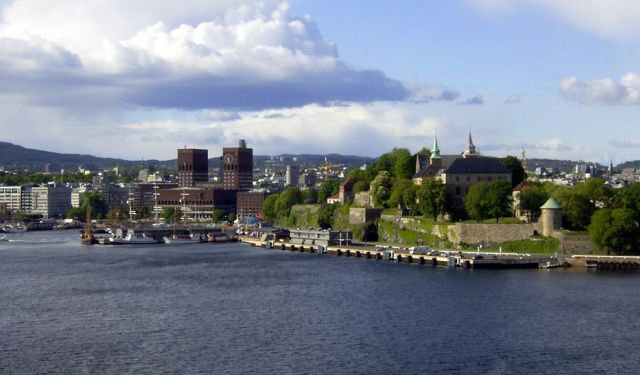 Downtown Oslo Walk