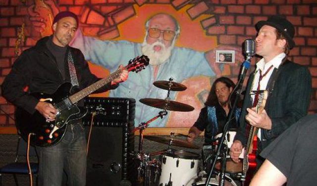 Nightlife Walking Tour in Albuquerque