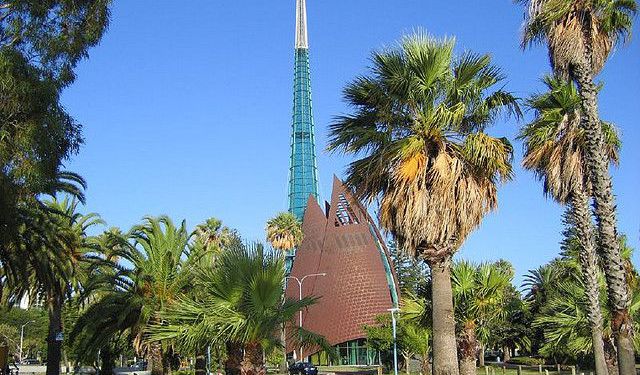 Walking Tour by Famous Landmarks in Perth