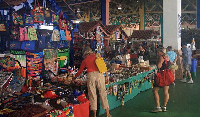 Shopping in Panama City