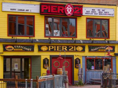 Pier 21