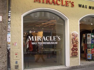Miracle's Wax Museum