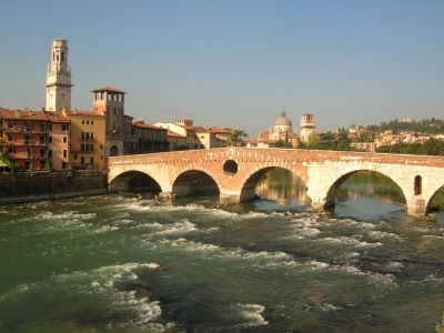 Ponte Pietra