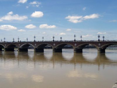 Pont de Pierre