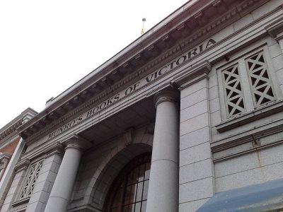 Munro's Book Store