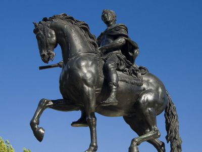 Statue of William III