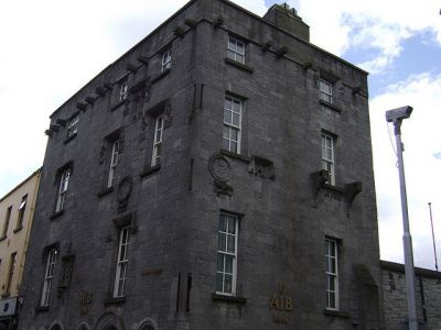 Lynch's Castle