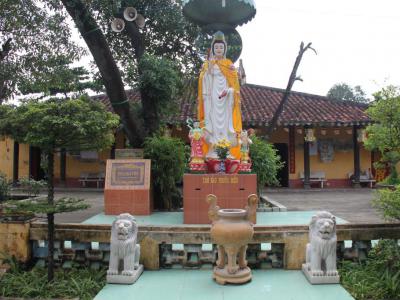 Giac Vien Pagoda and Tower Tomb