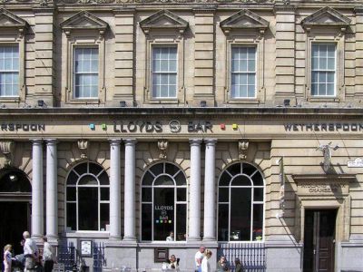 Lloyds Bar