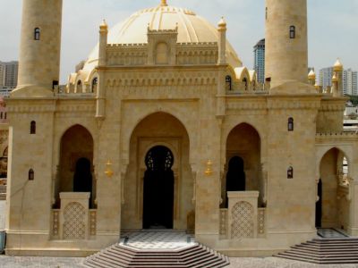 Teze Pir Mosque