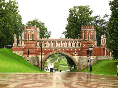 Figure Bridge