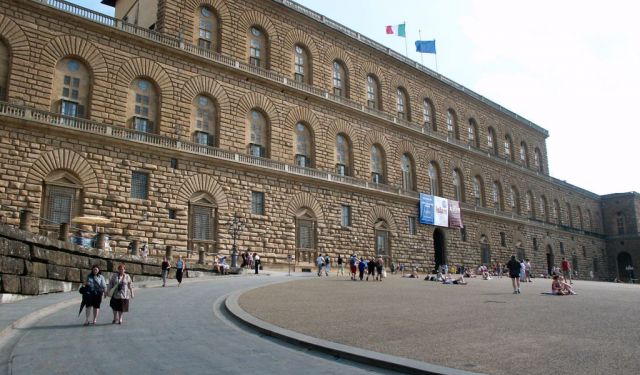 Medici Villas in Florence Tour