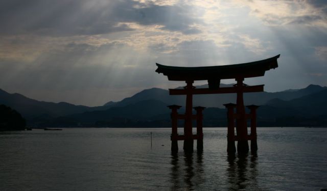 Religious Walking Tour in Takanawa, Tokyo