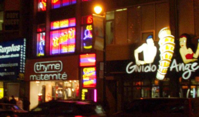 Nightlife Walking Tour in Montreal