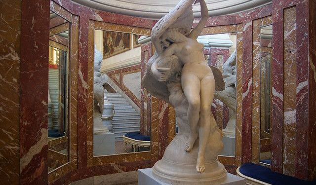 Famous Museums of Nice Walking Tour