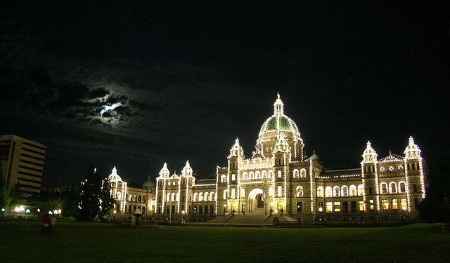 Nightlife Walking Tour of Victoria