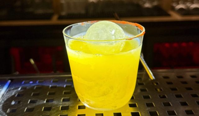 Athens Nightlife Guide: The Cocktail Bars Worth Visiting