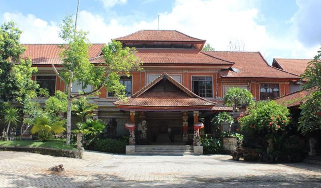 Uncovering Sayan, at the Edge of Ubud