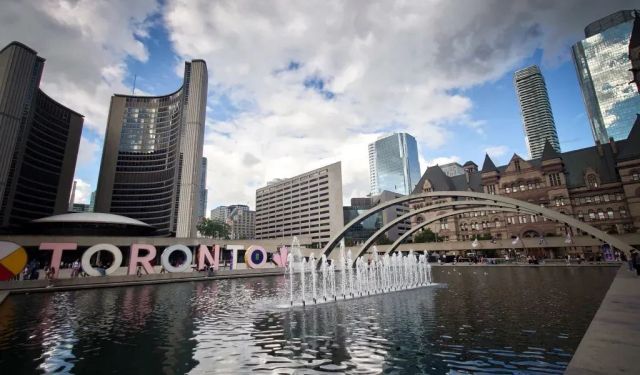 The Ultimate First Timer’s Guide to Visit Toronto