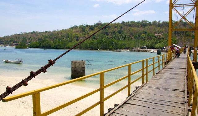 Nusa Ceningan: The Bali that Time Forgot