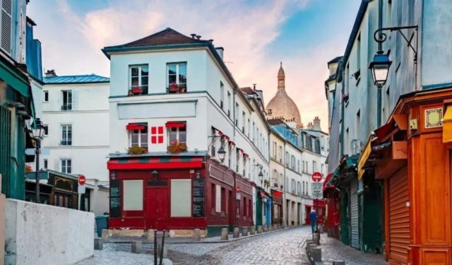 A Local's Guide to Paris in August