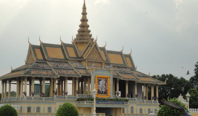 Phnom Penh City Guide