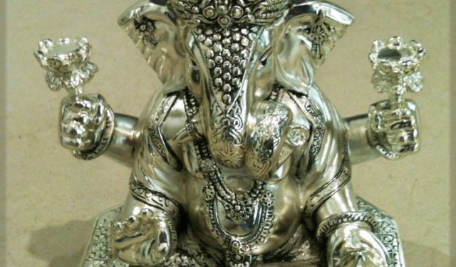 Delhi Shopping Tips: 16 Indian Goods to Bring Home