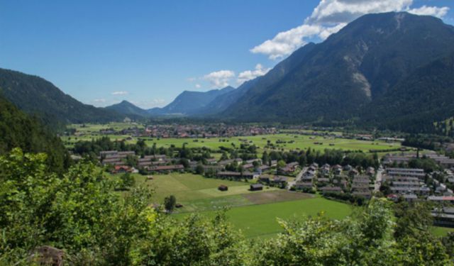 Garmisch-Partenkirchen - Beautifully Bavarian