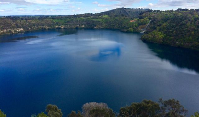 Mount Gambier – Blue Lake, Sinkholes and More