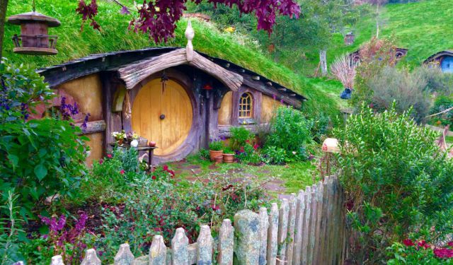 Hanging out with Hobbits in Matamata (Hobbiton)