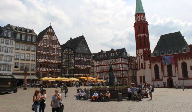 5 Quick Things to Do in Frankfurt