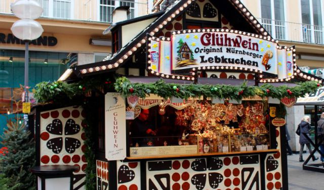Munich Christmas Markets by Valerie Streif
