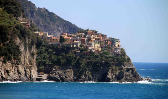 Rounding out Cinque Terre…Riomaggiore and Corniglia