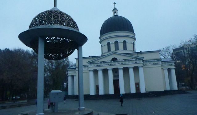 Backpacking in Moldova: Top 12 Sights in Chisinau