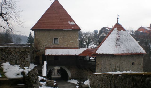 Discover Croatia: Ozalj Castle