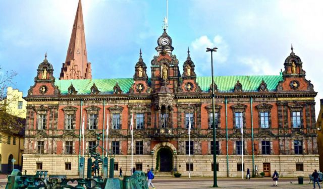 Malmo from Copenhagen: Day Trip to Sweden