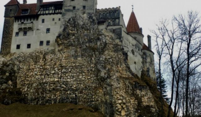 Bran & Peles Castle | Romania