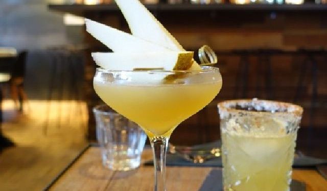 A Guide to Cocktails, Wine and Beer in Amsterdam