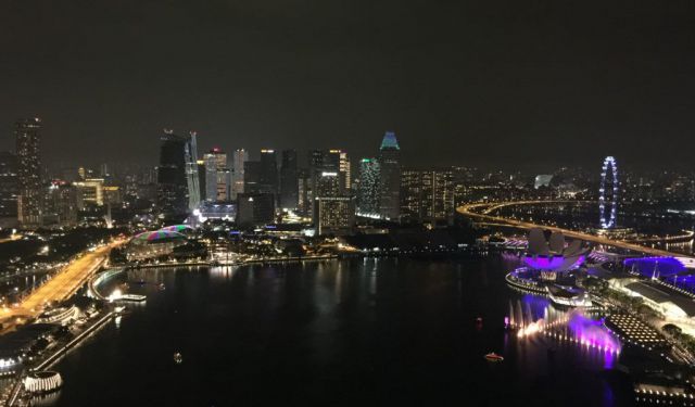 A Toast to Great Views: Rooftop Bars in Singapore