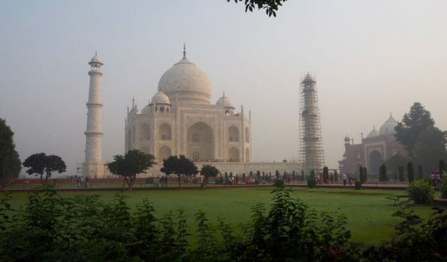 The Dos and Don'ts of Visiting Taj Mahal