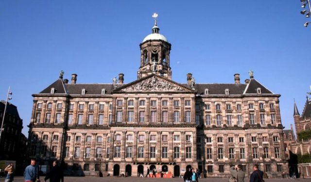 Amsterdam: The City of Bikes, Coffeeshops and Canals