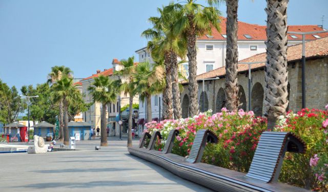 Koper - Mediterranean Town and Hidden Beach