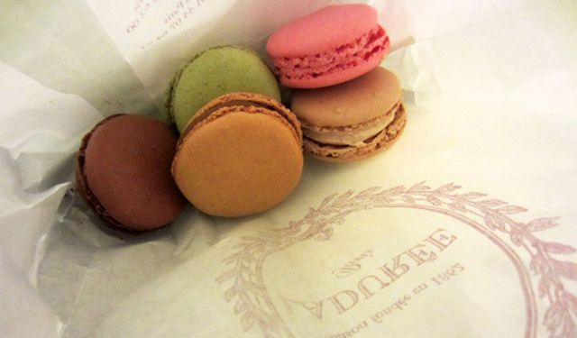 Eats: Paris – Vol. 1